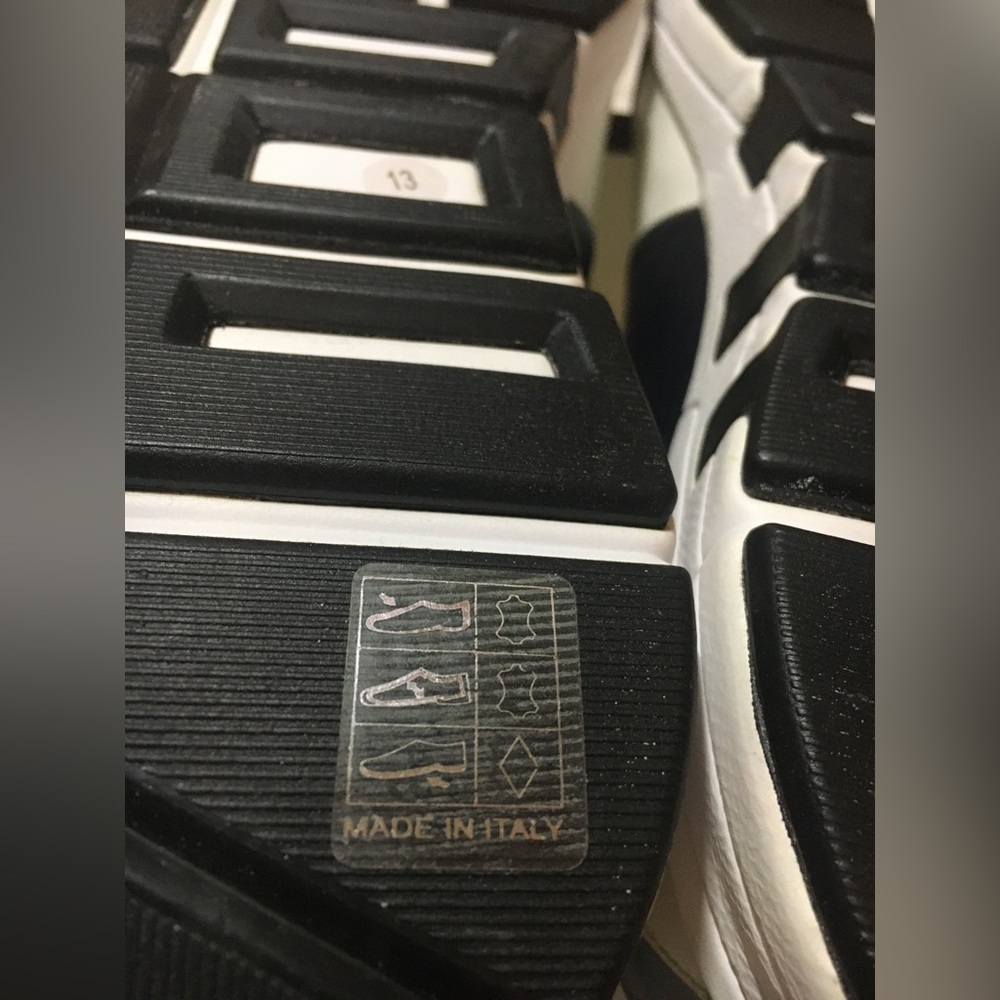 Gucci Sneakers Size 13 Navy Blue - Picture 13 of 16